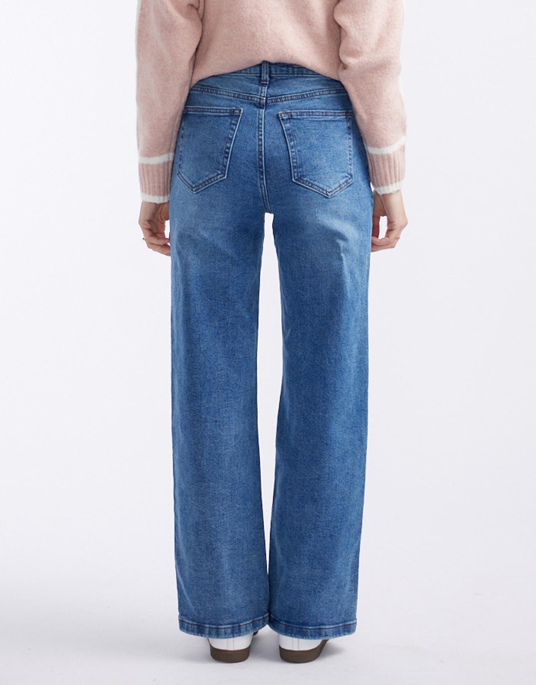 132-fashion-marlowe-stretch-straight-leg-jean-mid-wash-womens-clothing