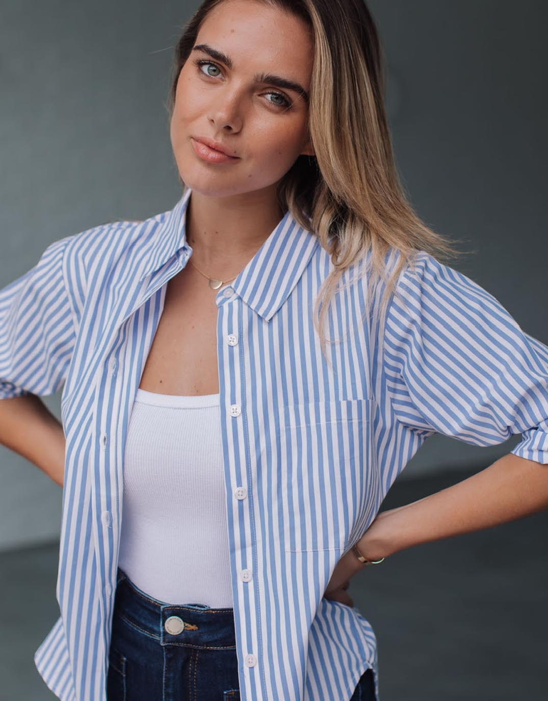 Romi Roll Tab Shirt - Blue/White