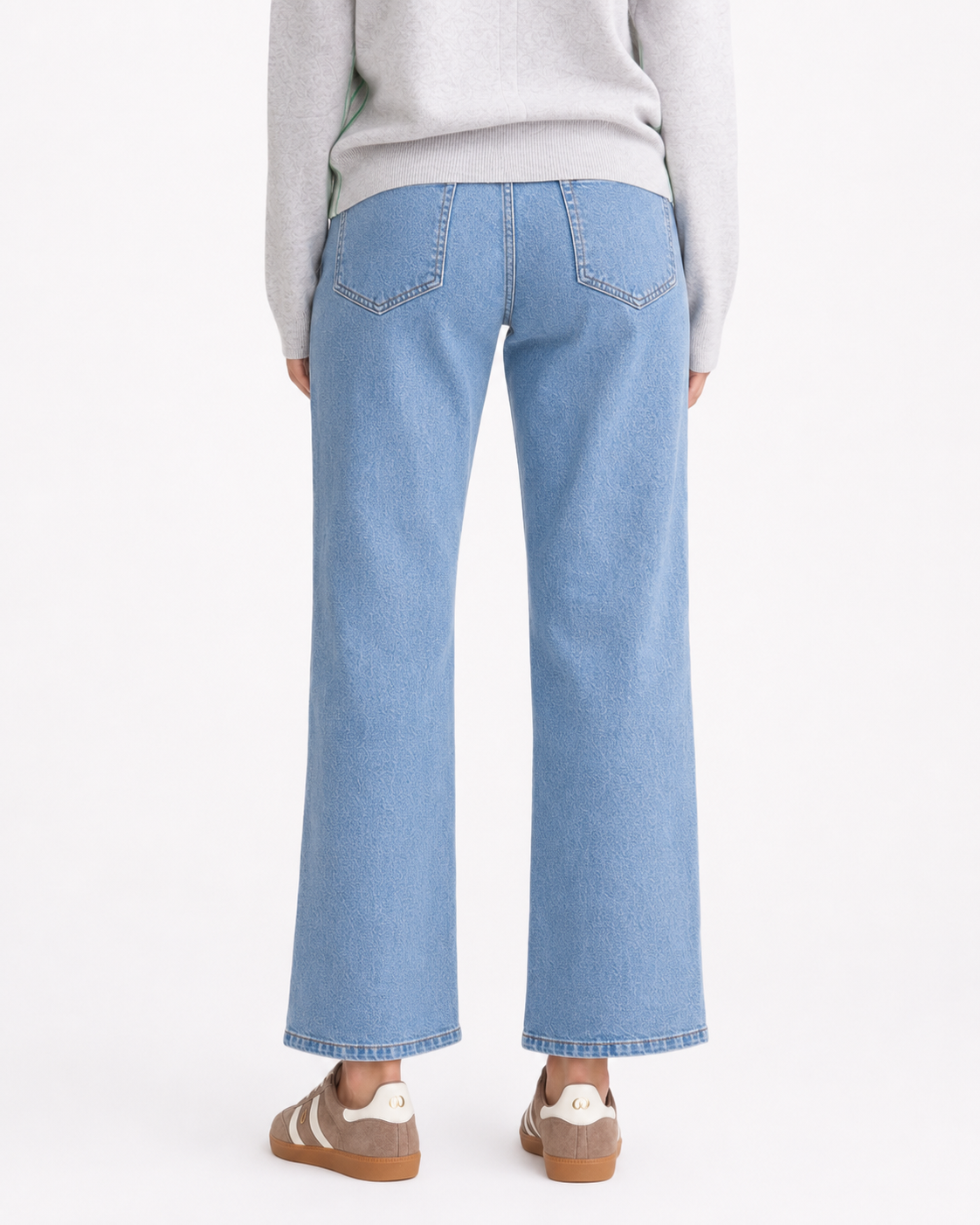 Sophia Cropped Stretch Jean - Light Wash