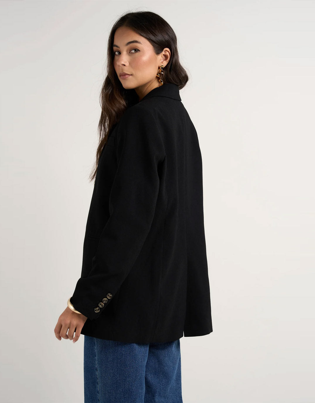 among-the-brave-bestie-crepe-relaxed-fit-blazer-black-womens-clothing