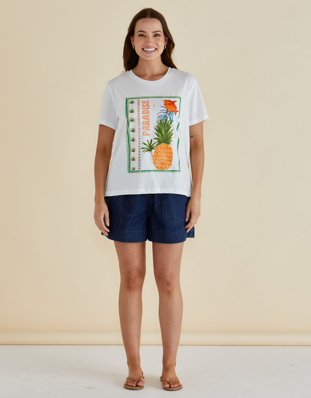betty-basics-ellia-crew-tee-paradise-beach-print-white-womens-clothing