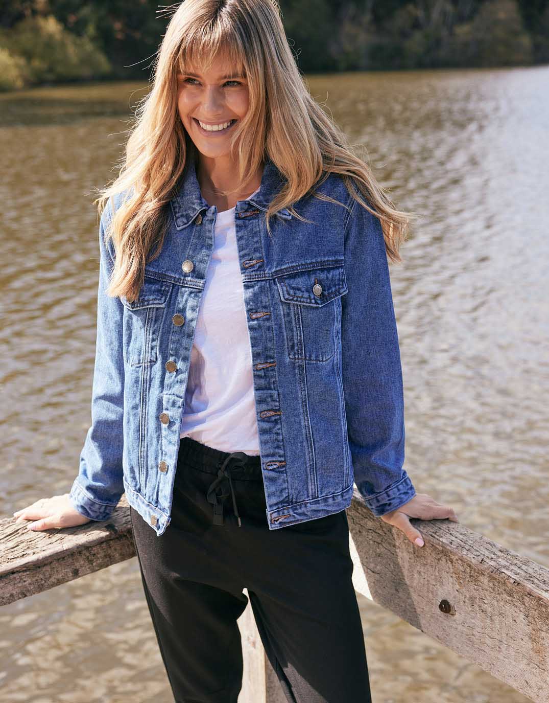 country-denim-classic-denim-jacket-dark-wash-womens-clothing