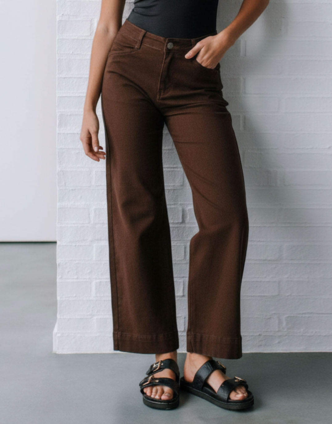 country-denim-ellery-stretch-straight-leg-jeans-chocolate-womens-clothing