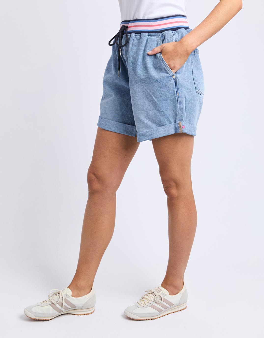 elm-bodhi-denim-short-mid-blue-wash-womens-clothing