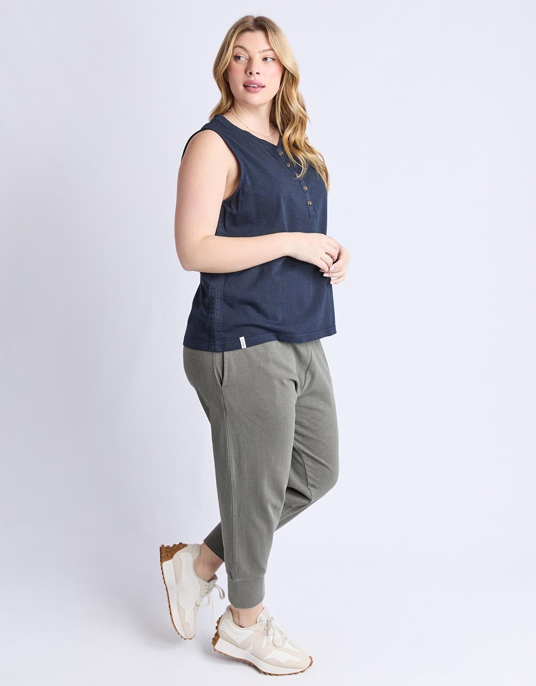 elm-elysian-tank-navy-womens-clothing