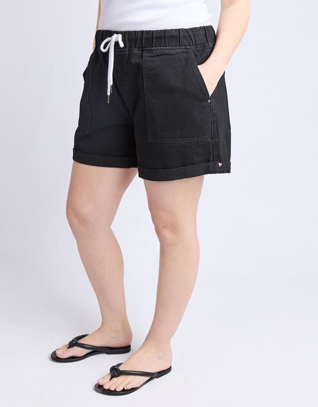 elm-emma-relaxed-short-black-womens-clothing