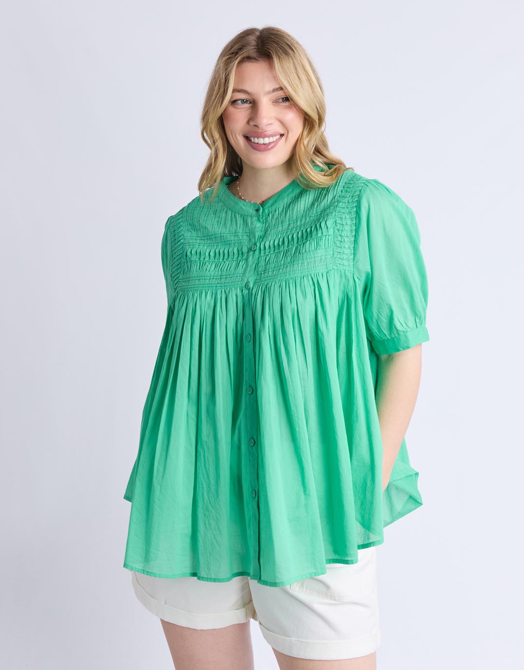 elm-monty-short-sleeve-shirt-gumdrop-green-womens-clothing