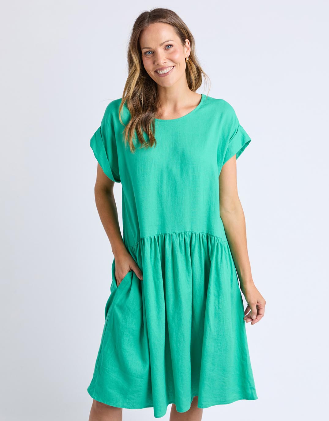 elm-sunset-hour-solid-dress-dress-gumdrop-green-womens-clothing