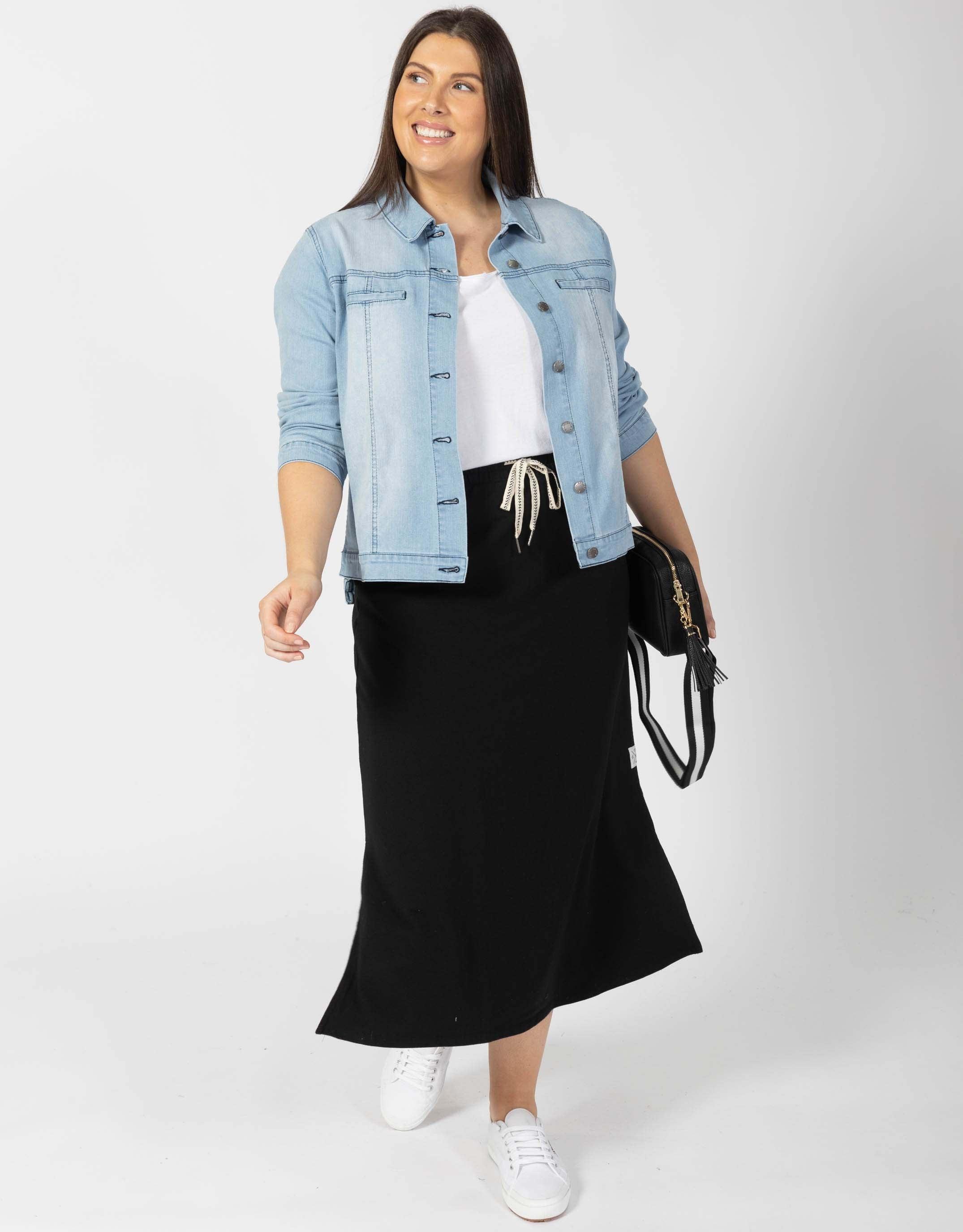 Elm - Travel Skirt - Black - White & Co Living Skirts