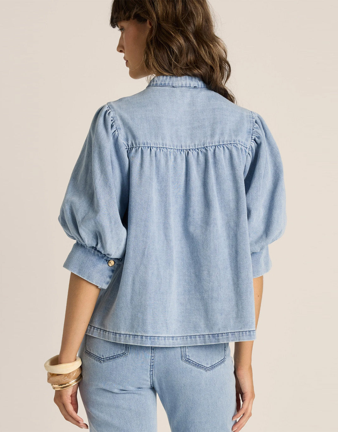 fate-becker-lila-denim-balloon-shirt-light-wash-womens-clothing