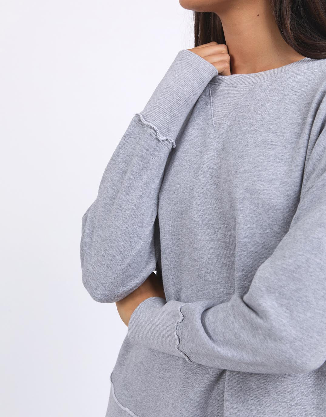 foxwood-delilah-crew-grey-marle-womens-clothing