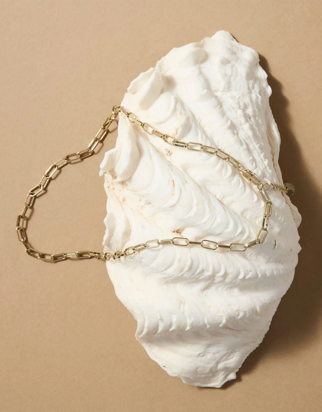 humble-heart-paper-clip-necklace-gold-womens-clothing