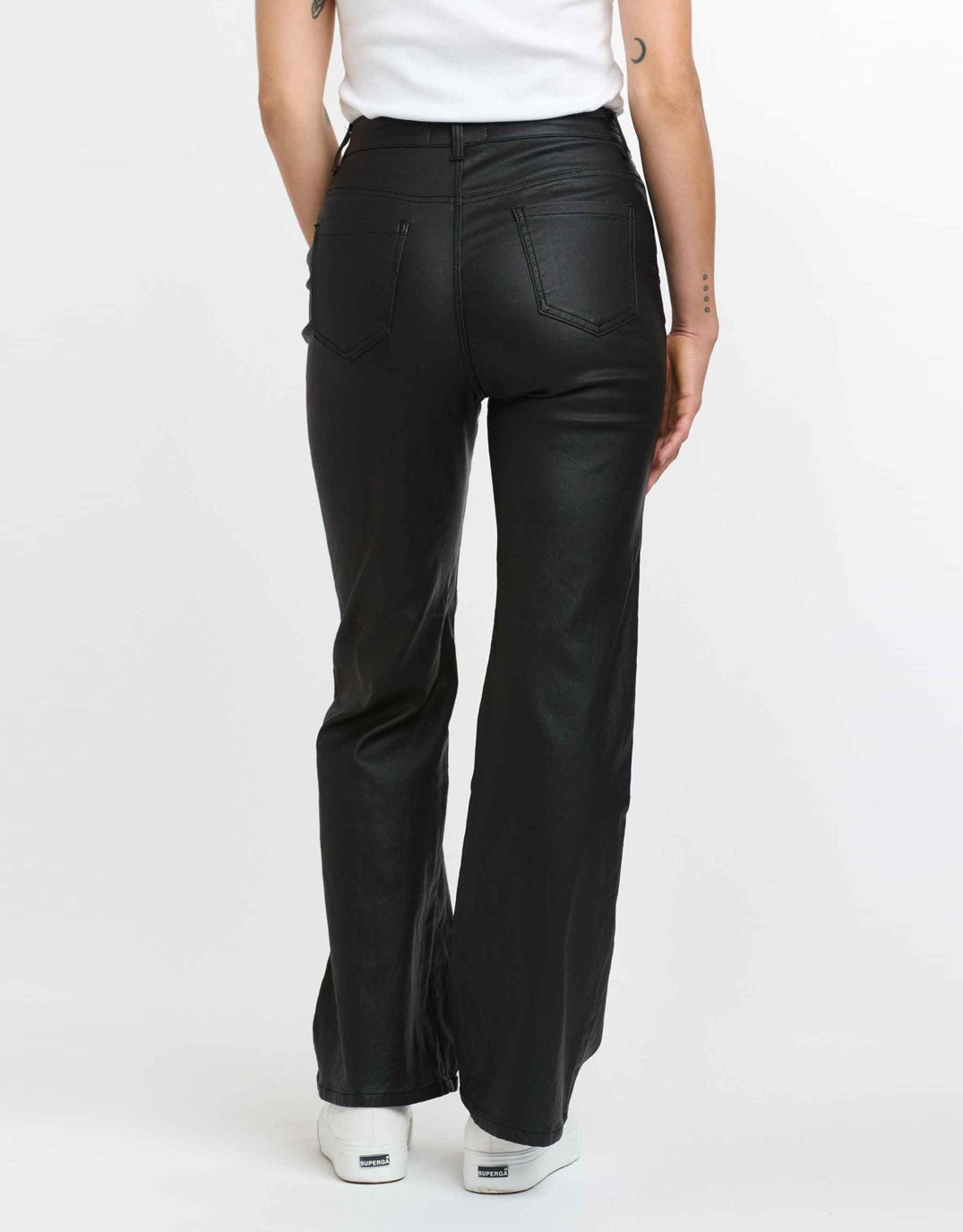 italian-star-shirley-jeans-black-coated-womens-clothing
