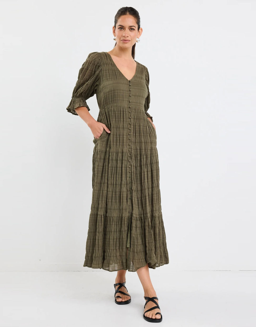 ivy-jack-dreamy-bubble-tiered-maxi-dress-khaki-womens-clothing
