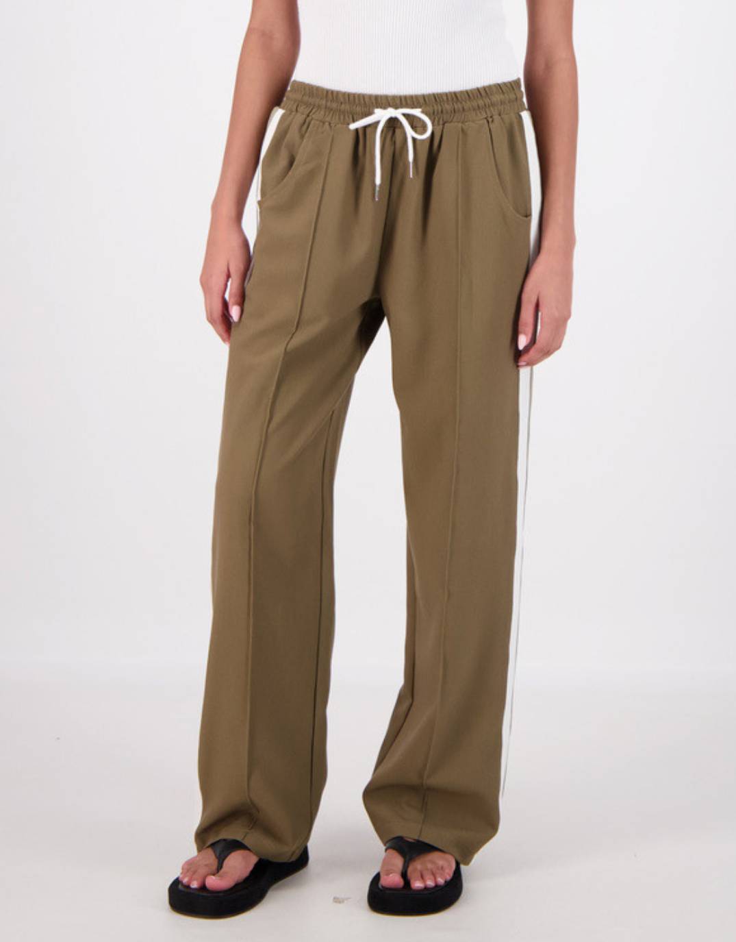 jasmine-alexa-cassis-trousers-olive-womens-clothing