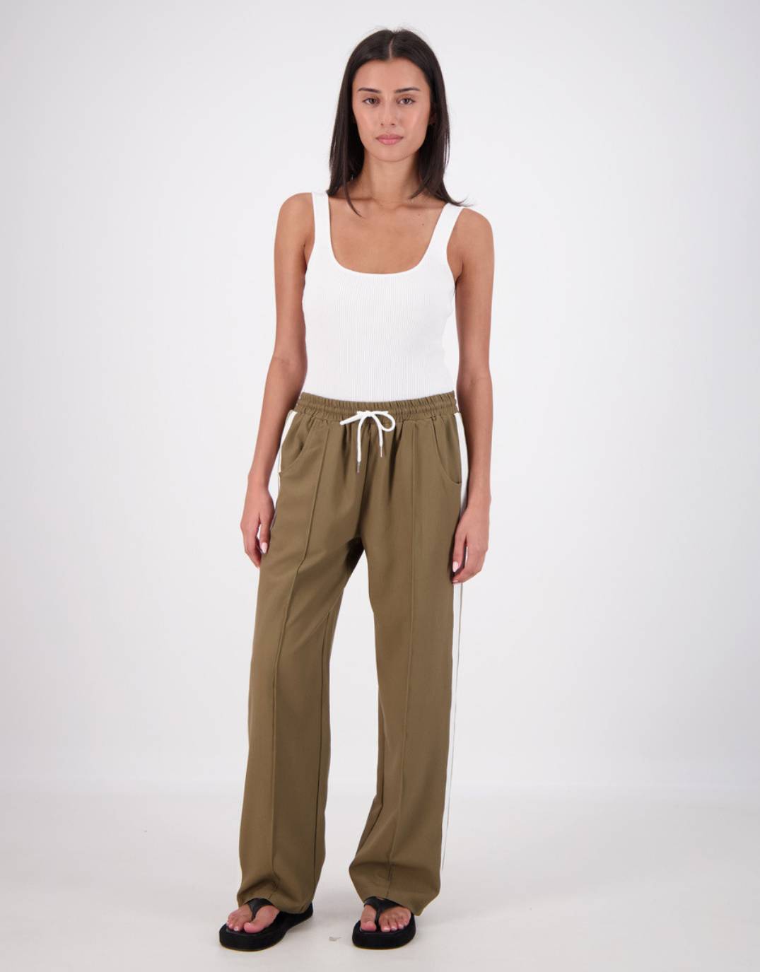 jasmine-alexa-cassis-trousers-olive-womens-clothing