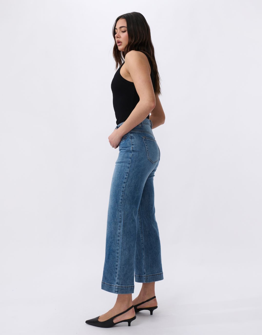 kireina-freya-wide-leg-jeans-dakota-wash-womens-clothing