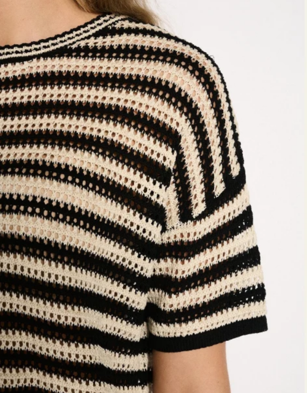 Nina Tee - Natural/Black