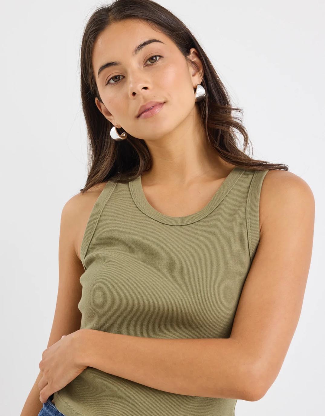 reunion-label-cobble-rib-cutaway-tank-khaki-womens-clothing