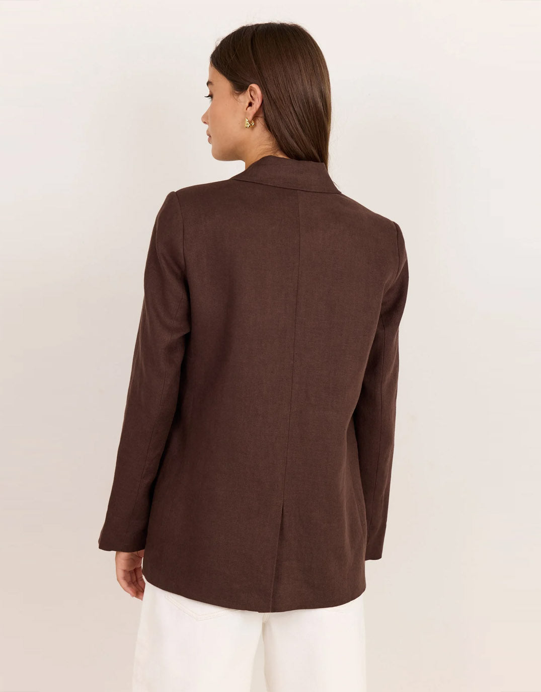 reunion-label-pillar-linen-2-button-blazer-chocolate-womens-clothing