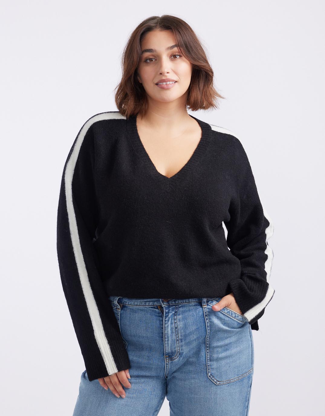 white-co-chalet-v-neck-knit-jumper-black-white-womens-clothing