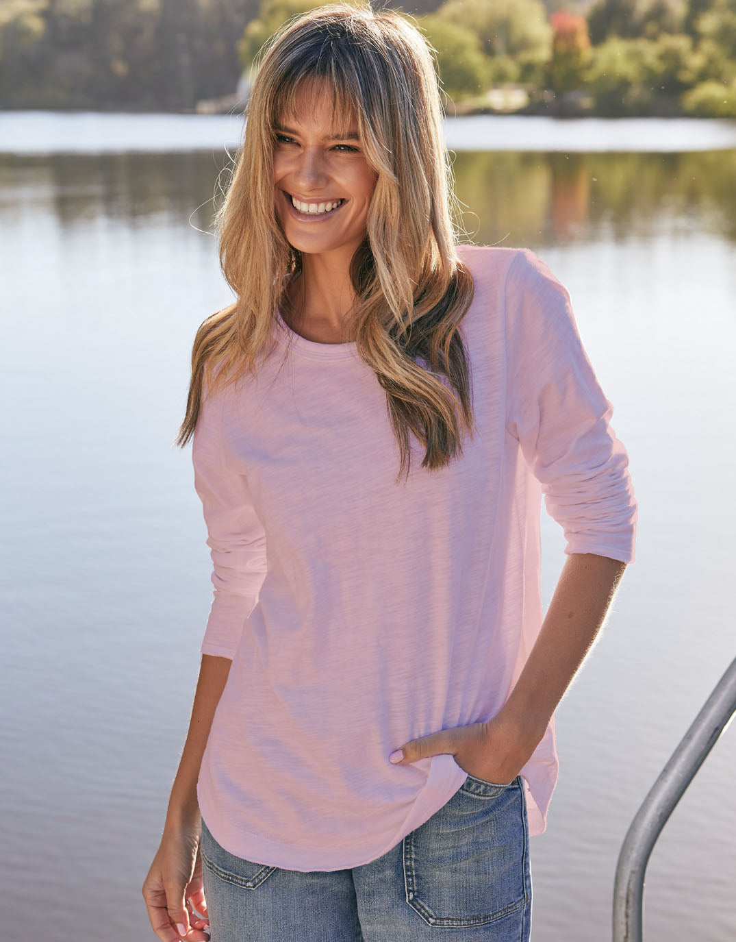 white-co-essential-scoop-hem-long-sleeve-t-shirt-dusty-rose-womens-clothing