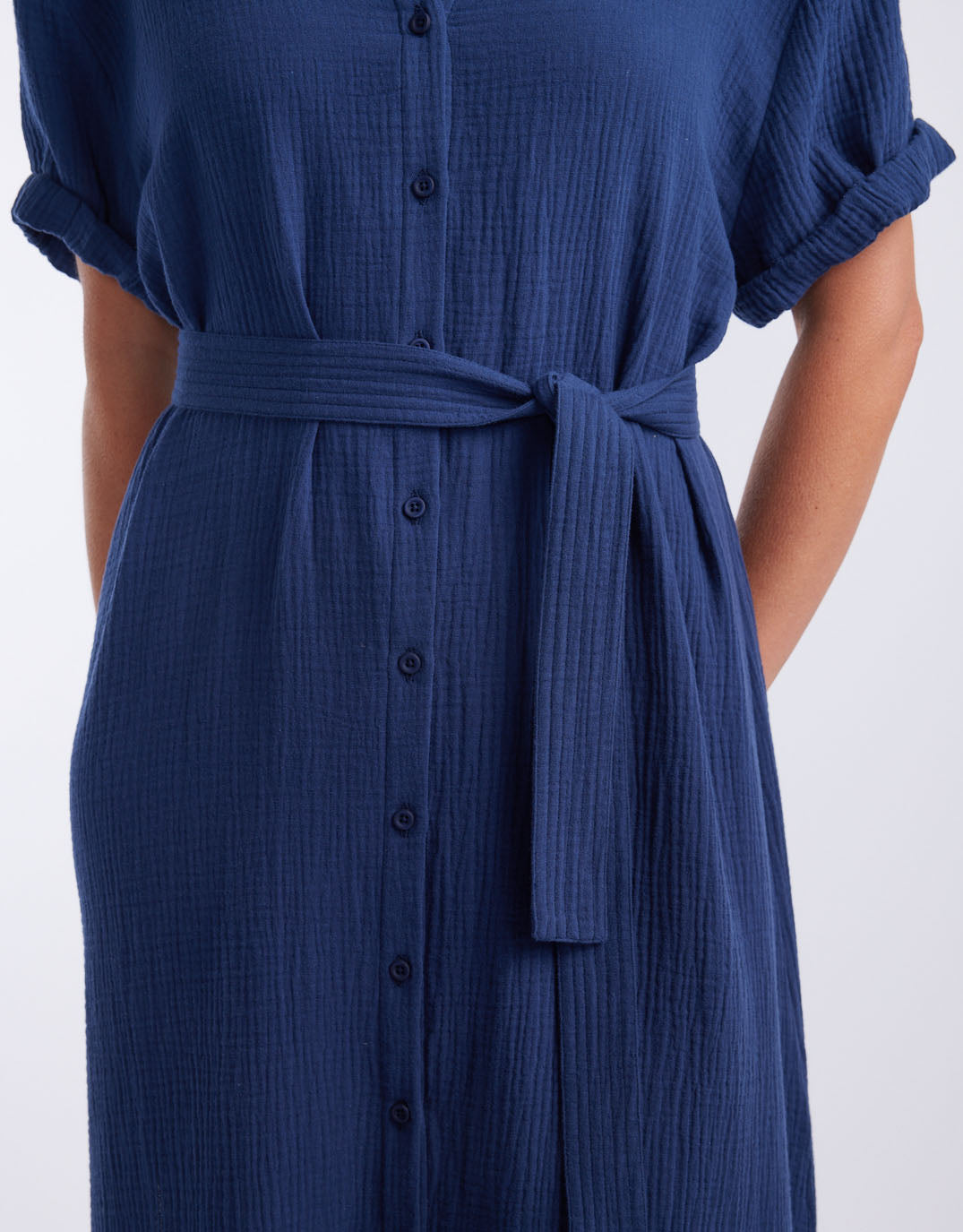 white-co-isla-midi-dress-vacay-belt-navy-ink-womens-clothing