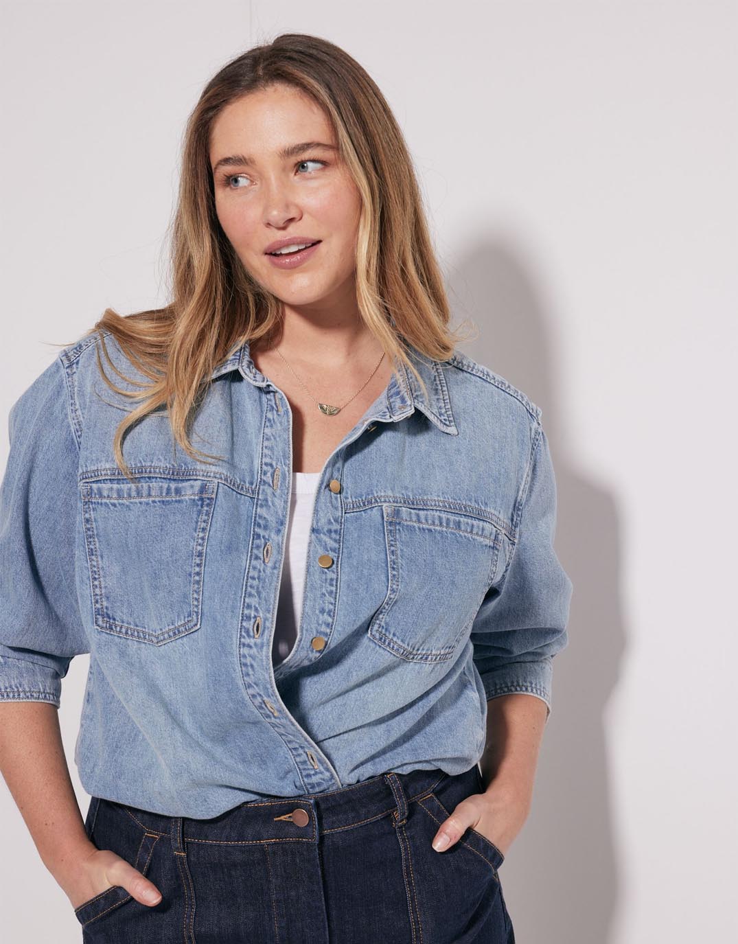 Claudia Relaxed Shirt - Mid Wash