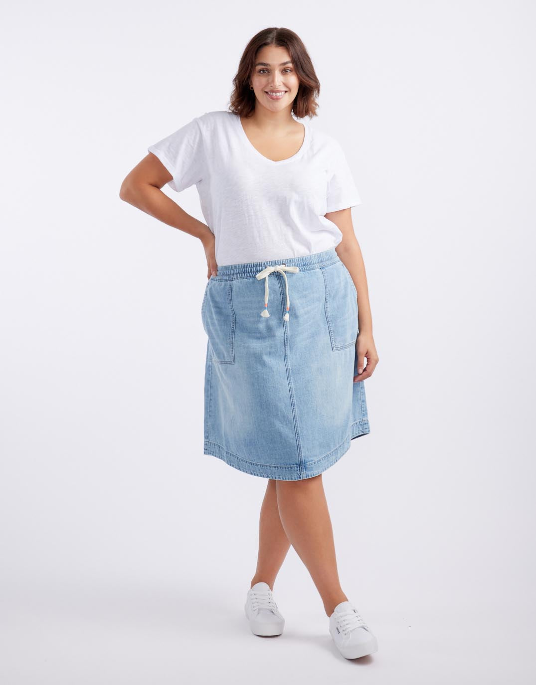 white-co-plus-size-coco-denim-skirt-mid-wash-womens-clothing