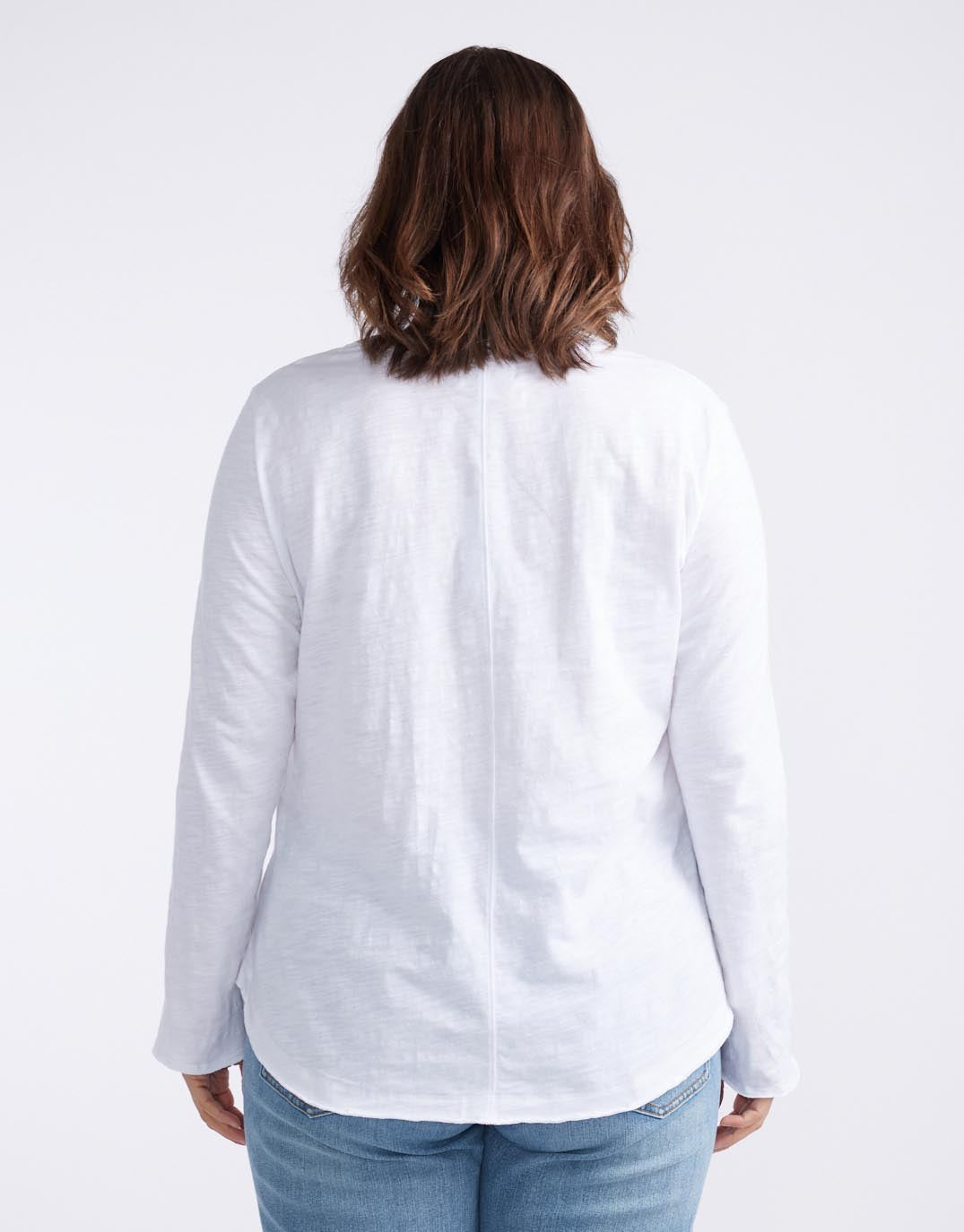 Essential Scoop Hem Long Sleeve T-shirt - White