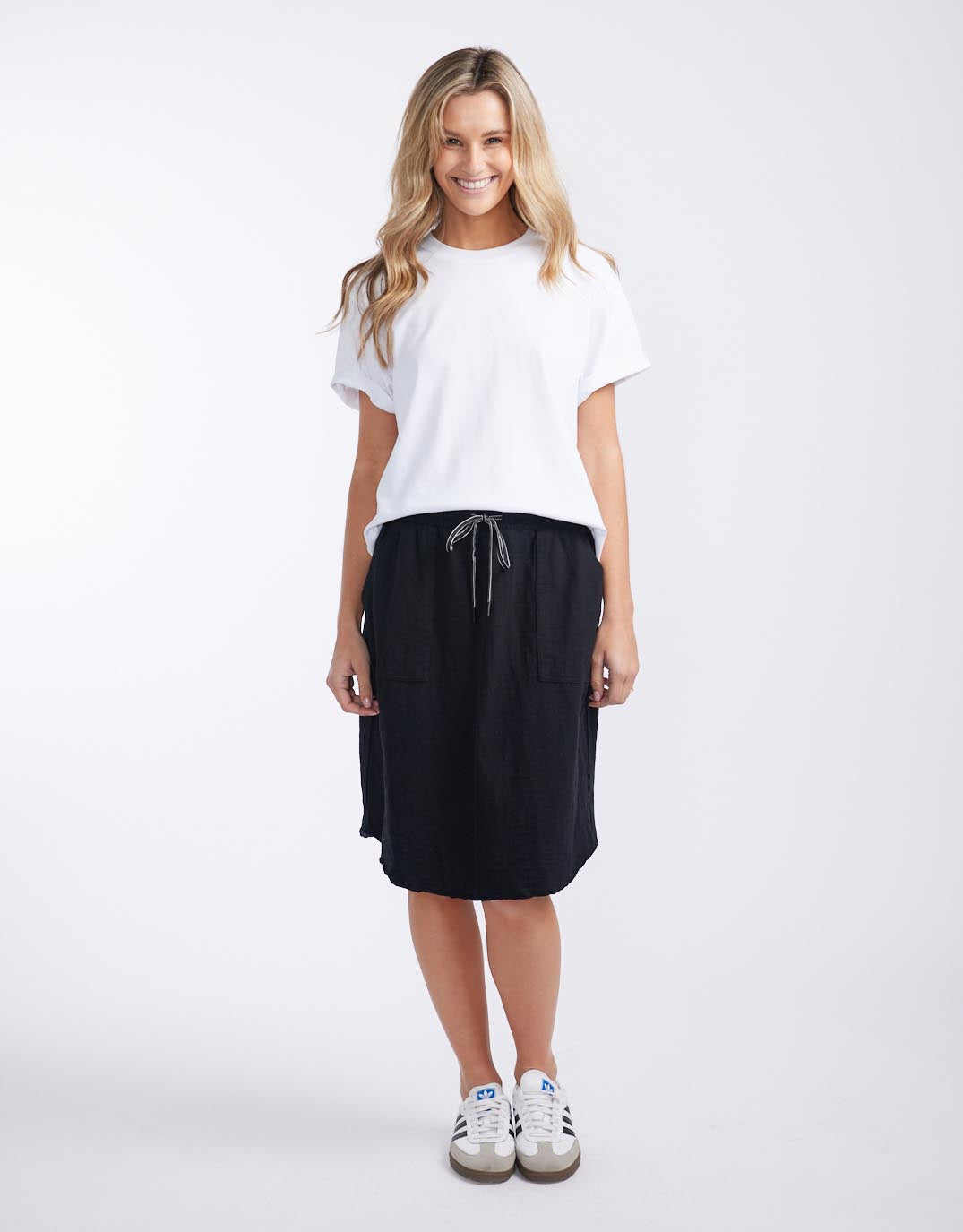 white-co-signature-skirt-black-womens-clothing