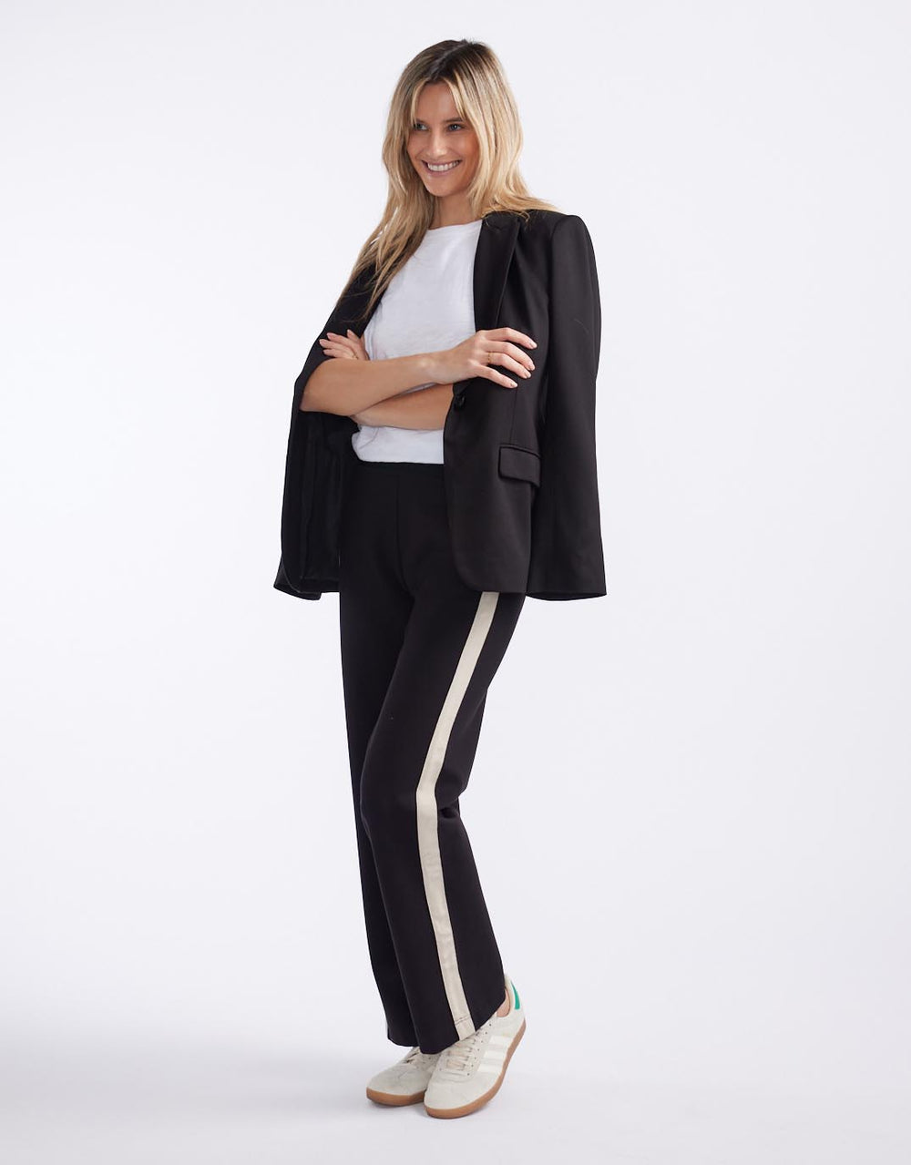 white-co-timeless-straight-leg-ponte-pant-black-natural-womens-clothing