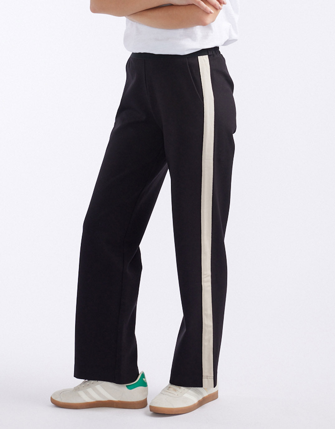white-co-timeless-straight-leg-ponte-pant-black-natural-womens-clothing