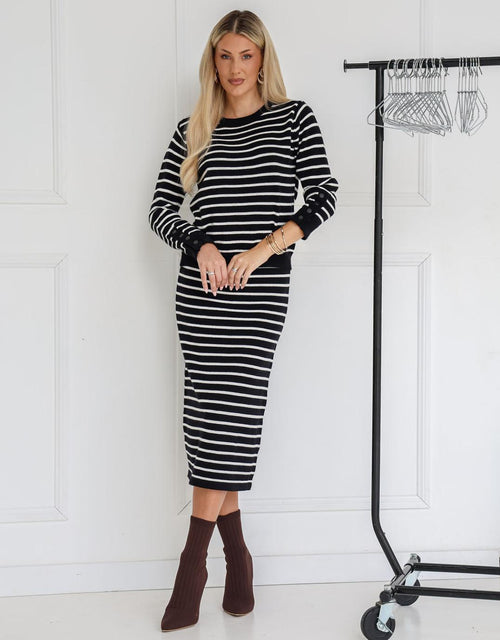 132-fashion-mari-skirt-black-white-stripe-womens-clothing