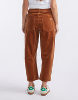 Cord Leo Barrel Jean - Camel