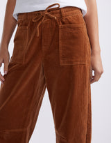 Cord Leo Barrel Jean - Camel