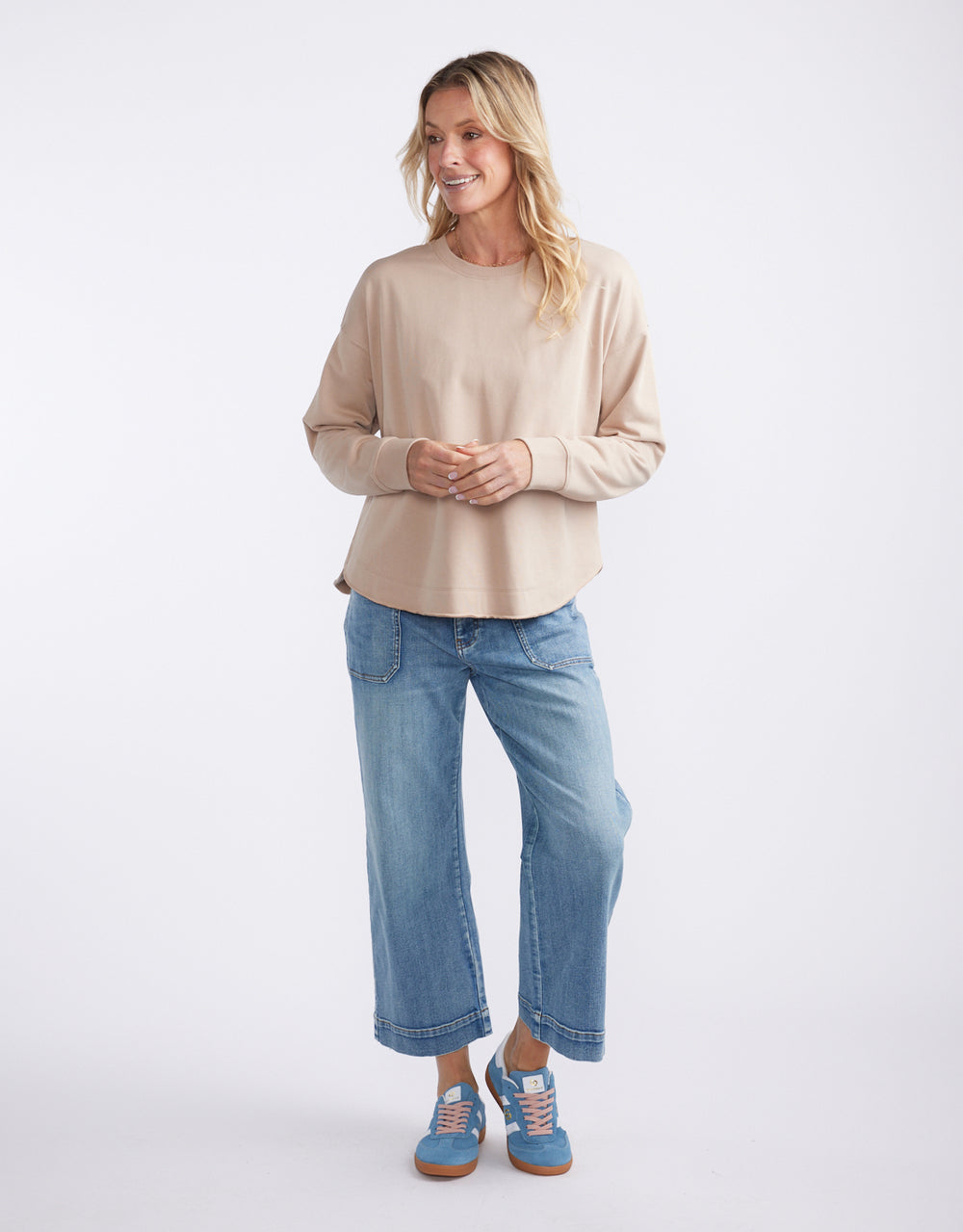 Staple Scoop Hem Sweat - Latte