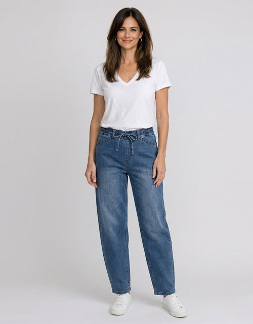 Sienna Barrel Jeans - Mid Blue