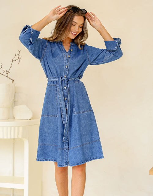 country-denim-presley-denim-midi-dress-mid-blue-womens-clothing