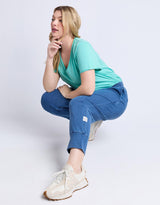 elm-3-4-brunch-pant-blue-denim-look-womens-clothing