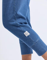 elm-3-4-brunch-pant-blue-denim-look-womens-clothing