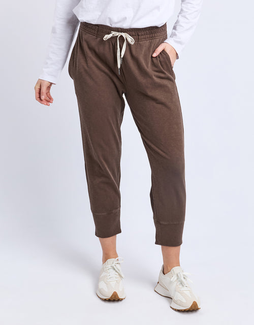 elm-3-4-brunch-pant-coffee-womens-clothing