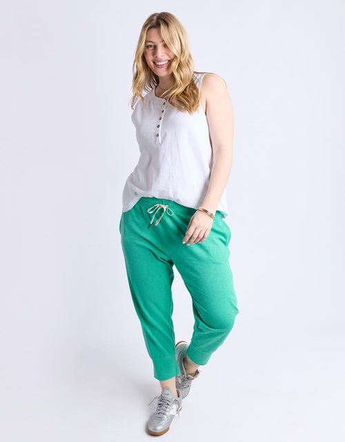 elm-3-4-brunch-pant-gumdrop-green-womens-clothing