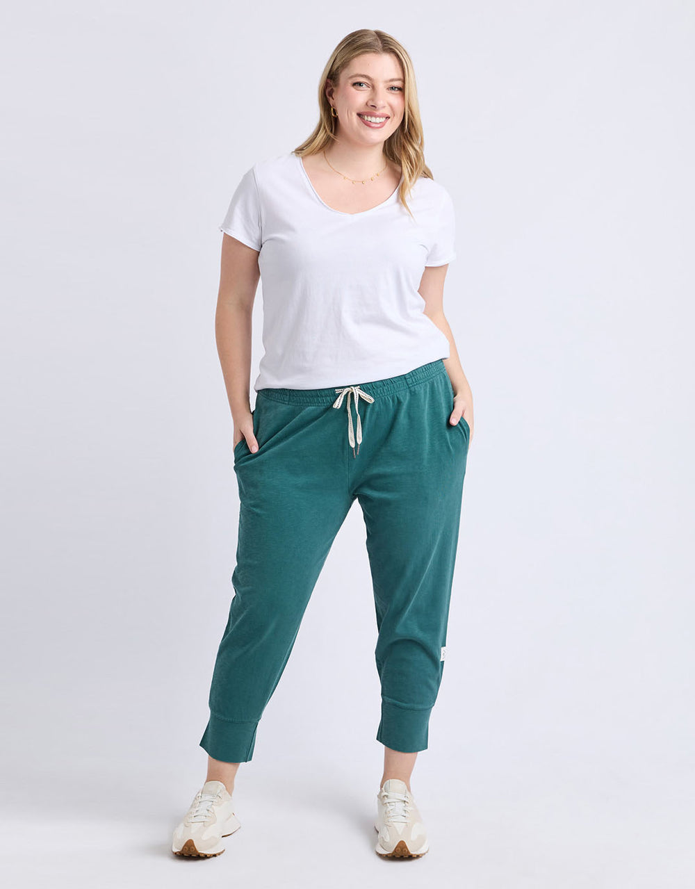 elm-3-4-brunch-pant-teal-womens-clothing