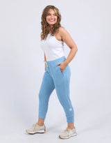 elm-3-4-brunch-pants-dusk-blue-womens-clothing