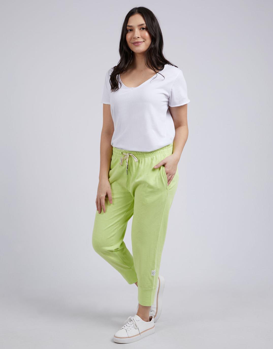 ZAYDA- 3/4 Pants with Buttons - Harmonygirl.com