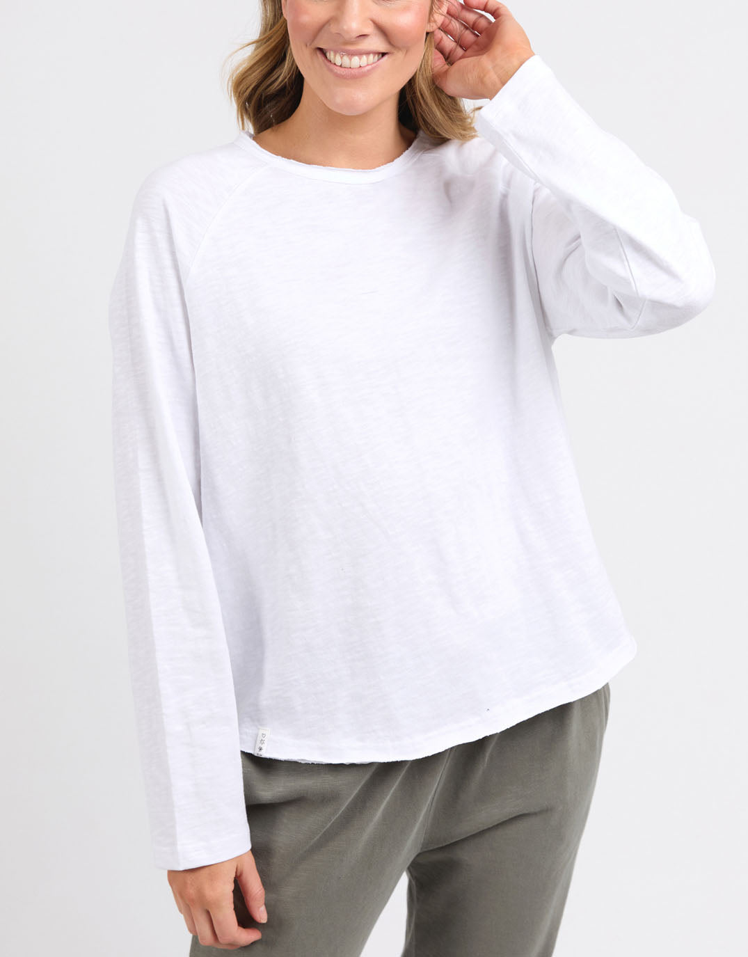 elm-chris-long-sleeve-sweat-white-womens-clothing