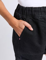 elm-emma-relaxed-short-black-womens-clothing