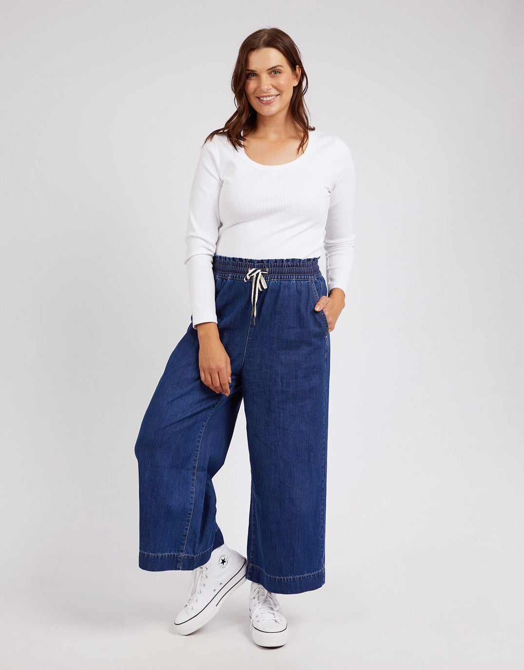 elm-greta-wide-leg-pant-mid-blue-wash-womens-clothing