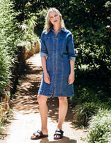 elm-gwen-long-sleeve-denim-dress-mid-blue-wash-womens-clothing